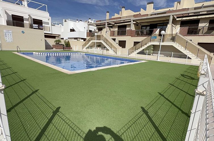 Geschakelde woning in Lomas De Cabo Roig