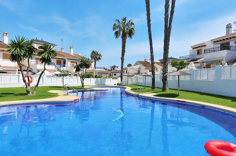 Hoekwoning vlakbij de stranden 053
