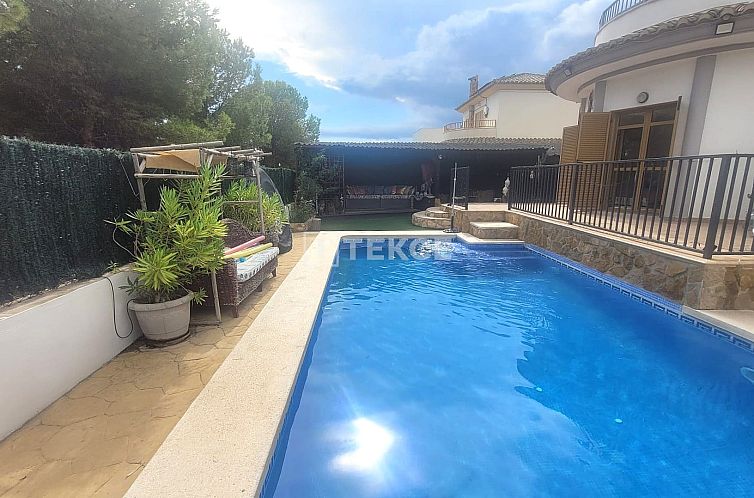 Geschakelde woning in Golf Bahia