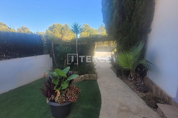 Geschakelde woning in Golf Bahia