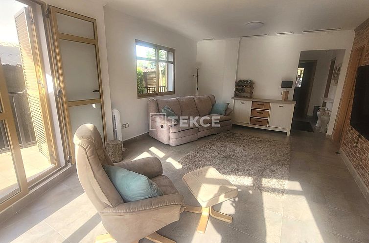 Geschakelde woning in Golf Bahia