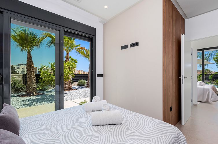 Geschakelde woning in El Campello