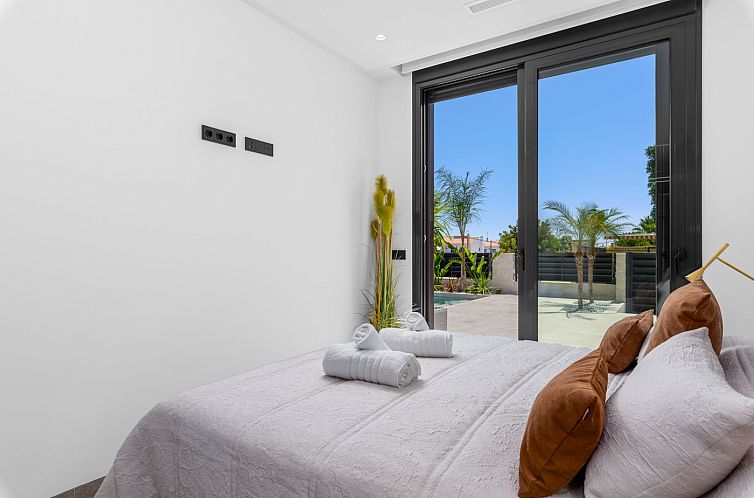 Geschakelde woning in El Campello