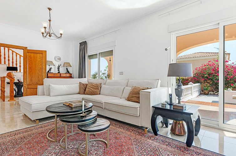 Vrijstaande woning in El Campello