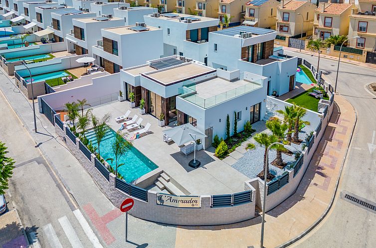 Geschakelde woning in El Campello