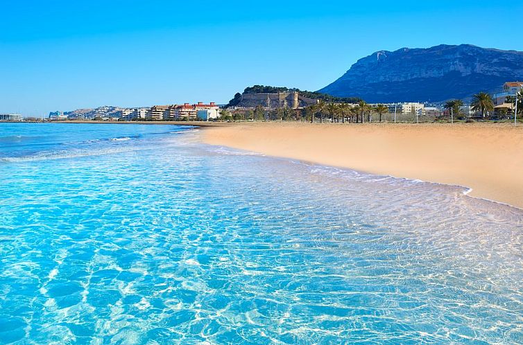 Vrijstaande woning in Pedreguer