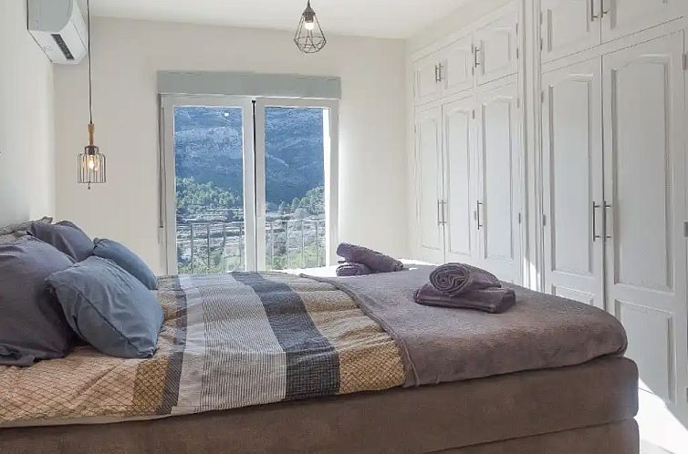 Villa Vino Pedreguer