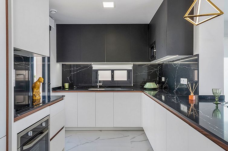 Geschakelde woning in San Miguel de Salinas