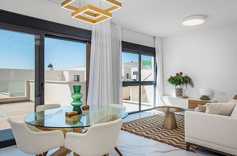 Geschakelde woning in San Miguel de Salinas