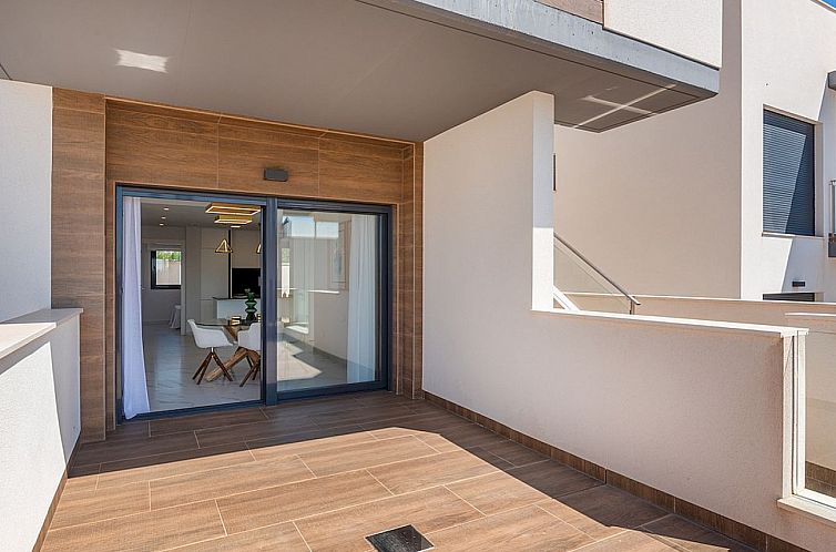 Geschakelde woning in San Miguel de Salinas