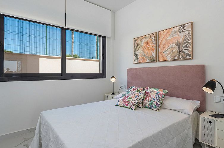 Geschakelde woning in San Miguel de Salinas