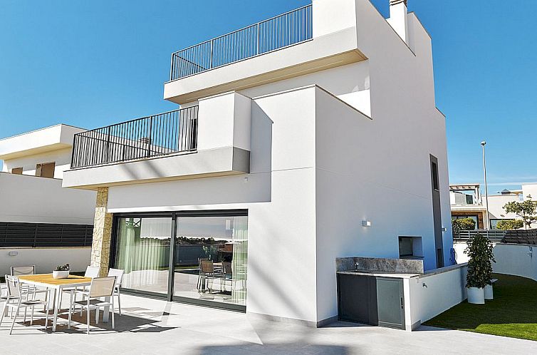 Vrijstaande woning in San Miguel de Salinas