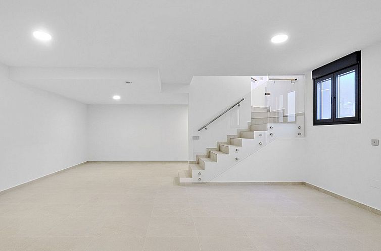 Vrijstaande woning in San Miguel de Salinas