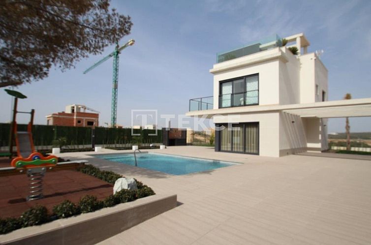 Vrijstaande woning in San Miguel de Salinas