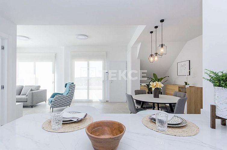 Vrijstaande woning in San Miguel de Salinas