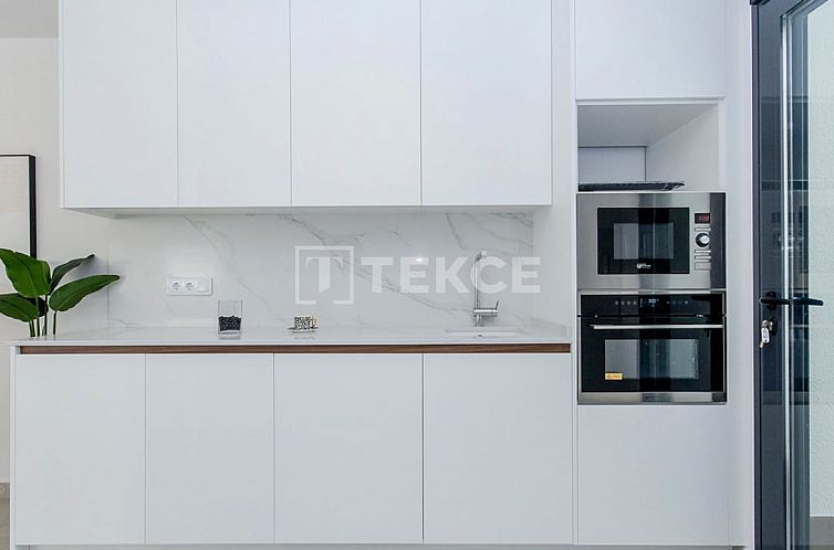 Vrijstaande woning in San Miguel de Salinas