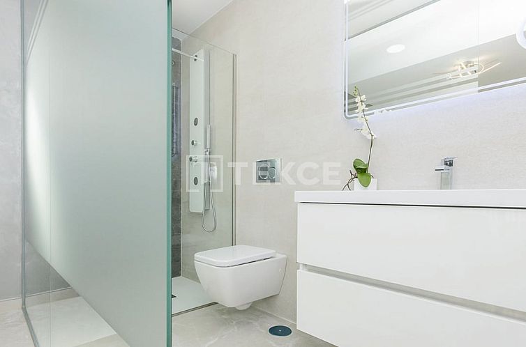 Vrijstaande woning in San Miguel de Salinas