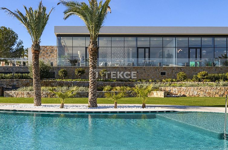 Vrijstaande woning in San Miguel de Salinas