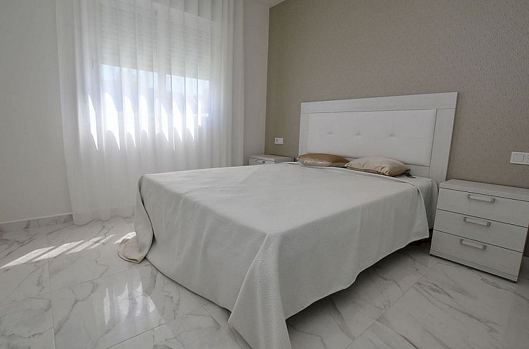 Geschakelde woning in San Miguel de Salinas