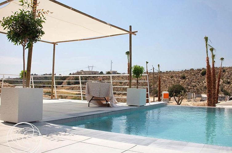 Vrijstaande woning in San Miguel de Salinas