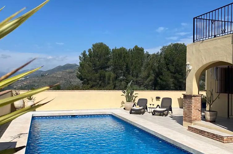 Villa Toro