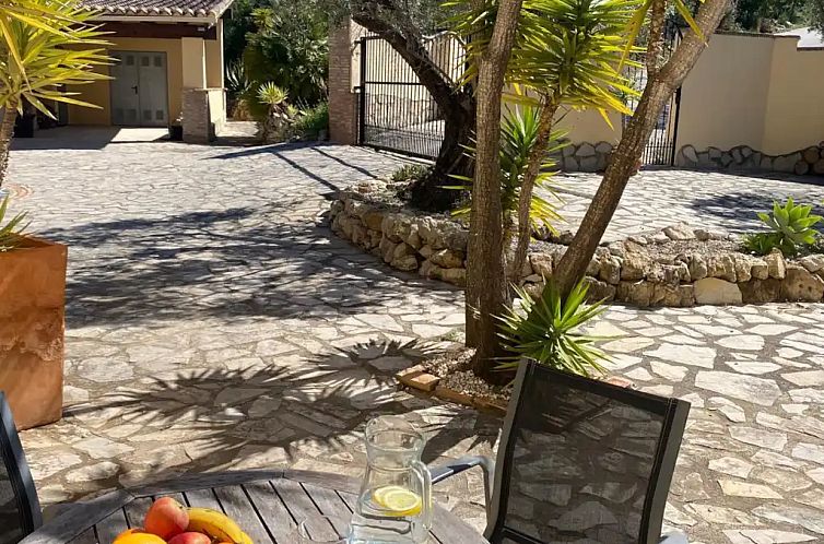 Villa Toro