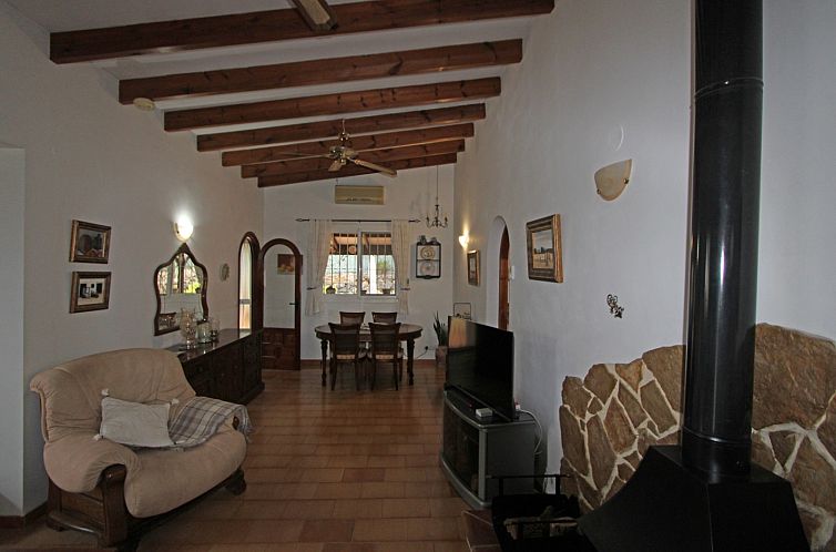 Vrijstaande woning in Alcalalí