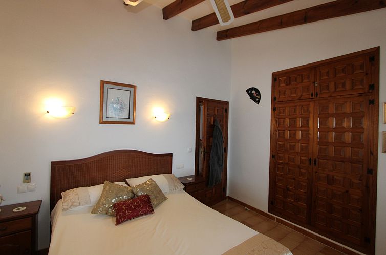 Vrijstaande woning in Alcalalí