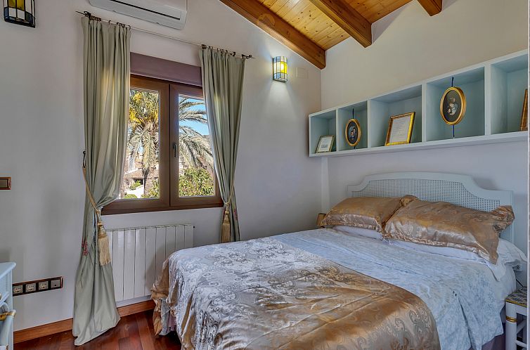 Vrijstaande woning in Alcalalí