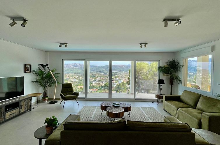 Vrijstaande woning in Alcalalí