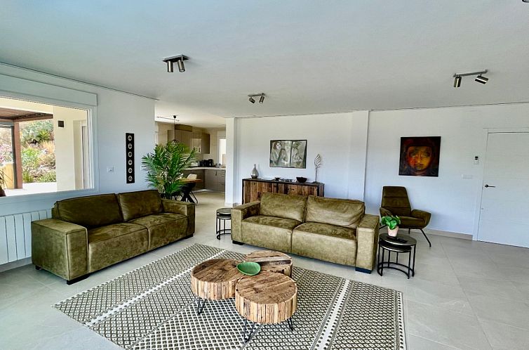 Vrijstaande woning in Alcalalí