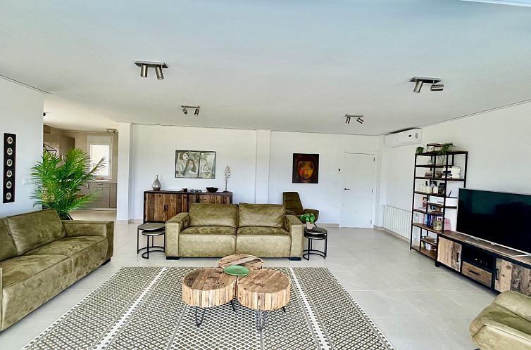 Vrijstaande woning in Alcalalí