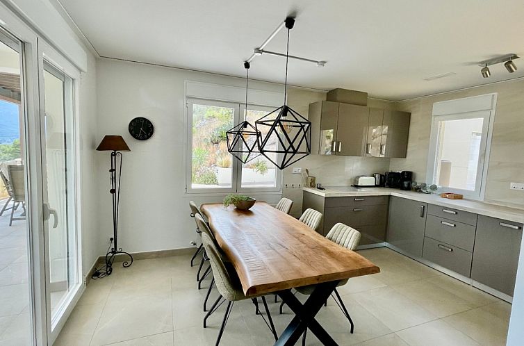 Vrijstaande woning in Alcalalí