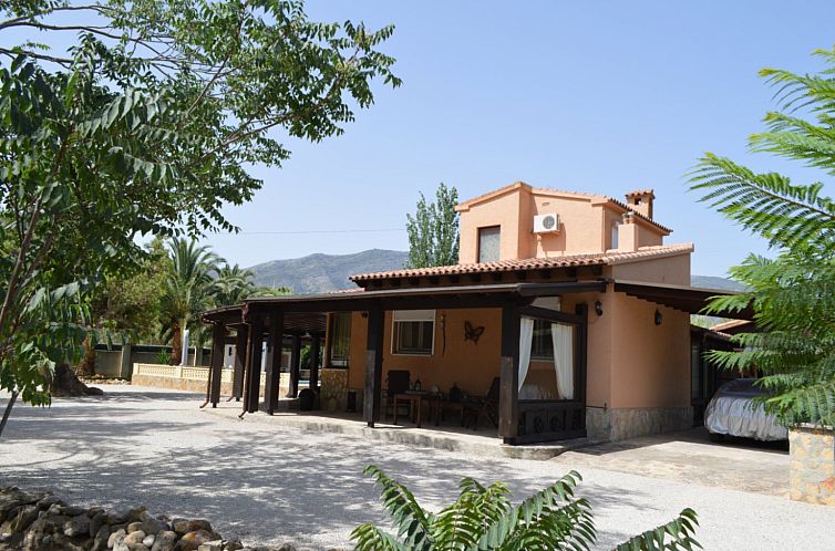 Vrijstaande woning in Alcalalí