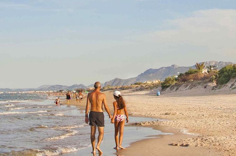 Vakantiehuis Villa im spanischen Stil mit großem Pool und e