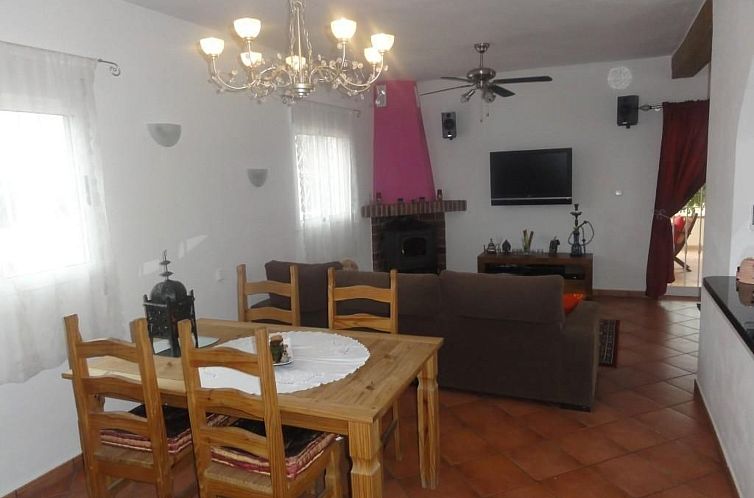 Vakantiehuis Villa im spanischen Stil mit großem Pool und e