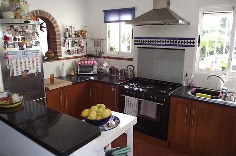 Vakantiehuis Villa im spanischen Stil mit großem Pool und e