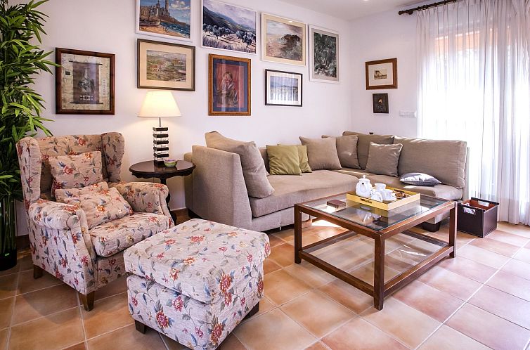 Vakantiehuis Casa Larauri Oliva Nova