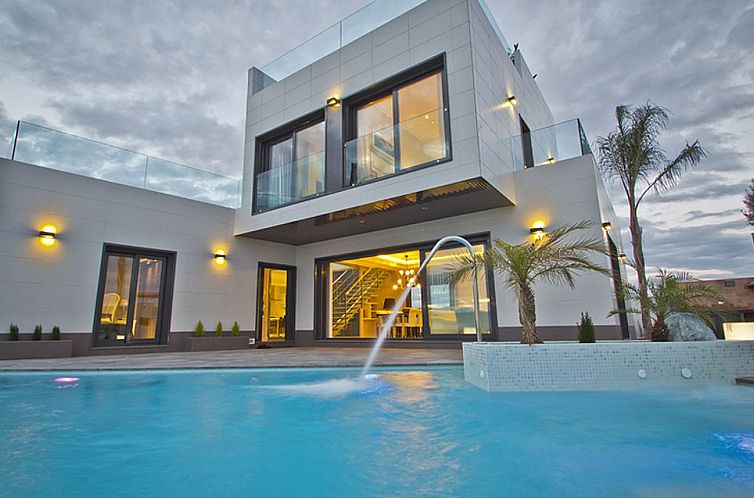 Vrijstaande woning in Orihuela