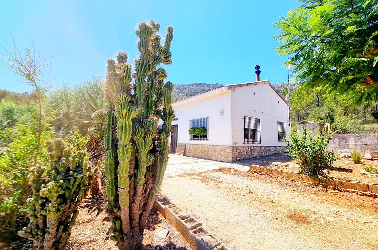 Vrijstaande woning in Parcent
