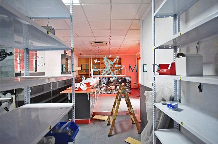 Anders in Media Legua