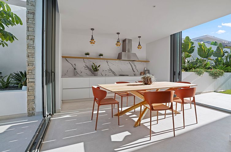 Geschakelde woning in Benidorm