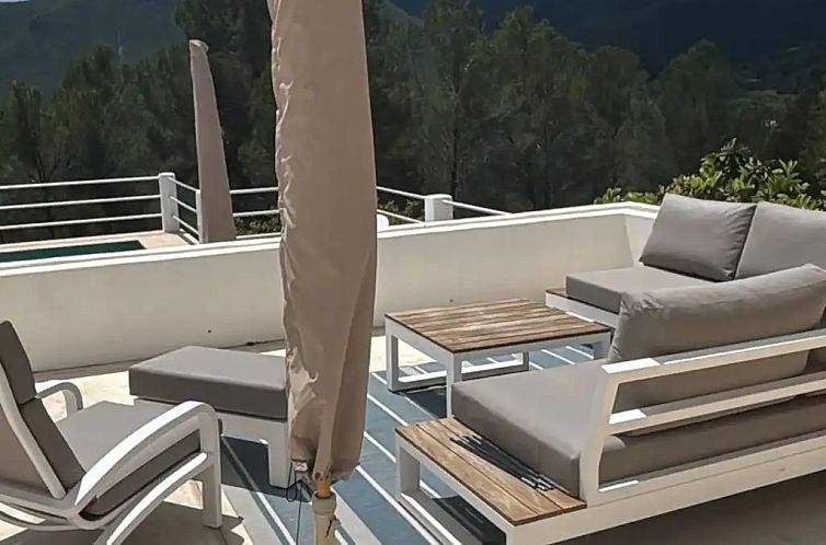 Mas Que una Casa 2