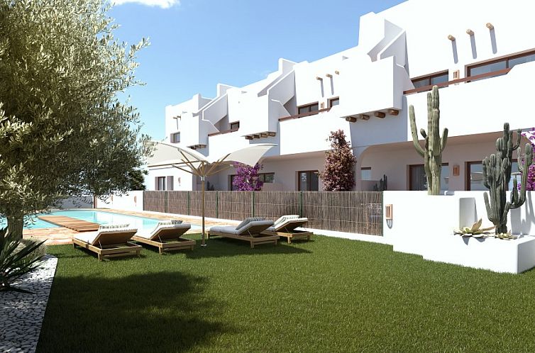 Chalet in Pilar De La Horadada