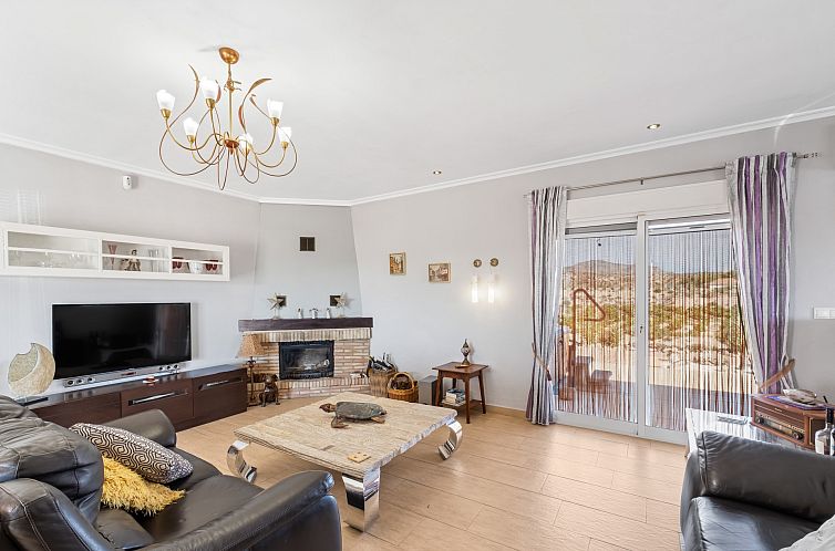Vrijstaande woning in Albatera