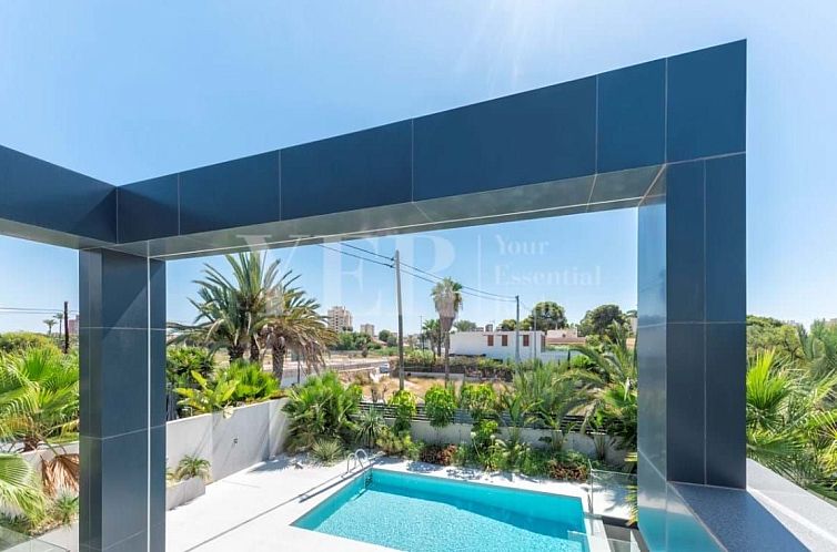 Chalet in Alicante
