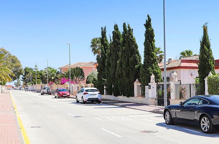 Vrijstaande woning in Alicante