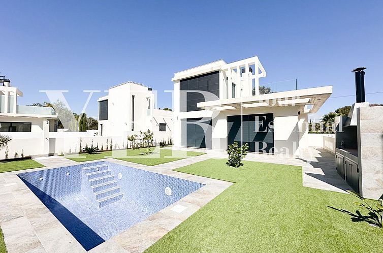 Chalet in Alicante