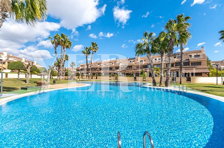 Geschakelde woning in Alicante