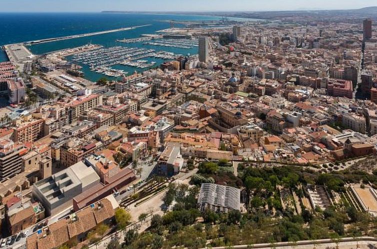 Appartement APART. GRANDE Y LUMINOSO EN EL CENTRO DE ALICANT